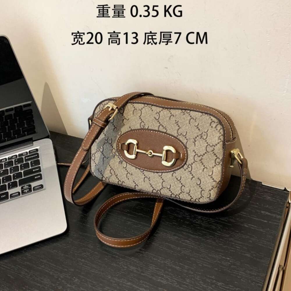 Leather Handbag Designer Sells New Women's Bags at Discount Womens Bag Fashion Printed Small Square Versatile One Shoulder Bag Fashion