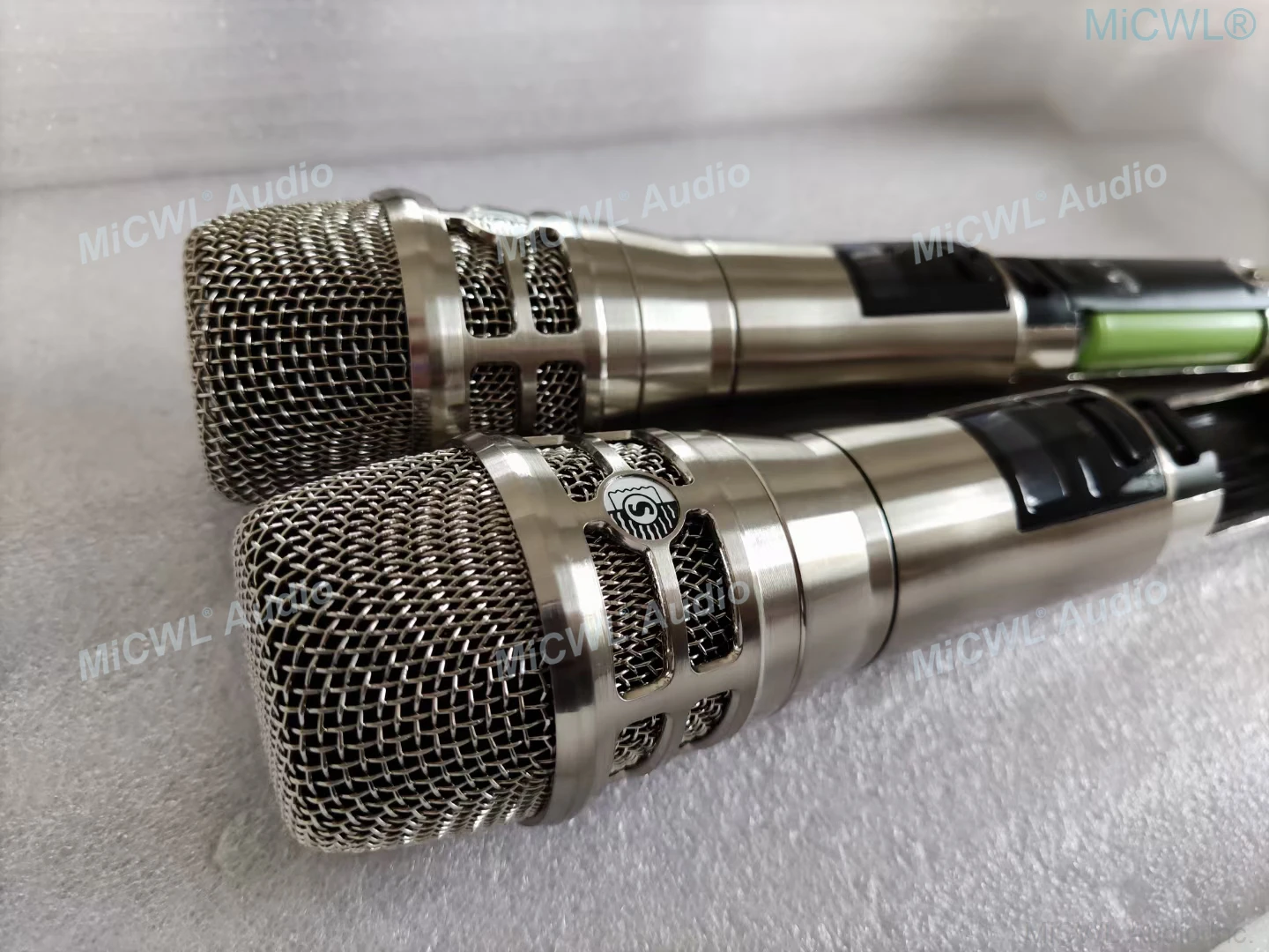 Mikrofoner Micwl UR24D UHF Trådlös karaoke -mikrofonsystem 2 SKM8 Handhållen Ulx UR4D trådlös radiomikrofon