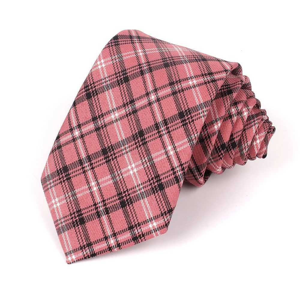 Шея галстуки красная клетчатая галстука для мужчин узкая мужская галстук для свадебных делу. Случайные галстуки Классические костюмы Тонкие галстуки Gravatas 240407