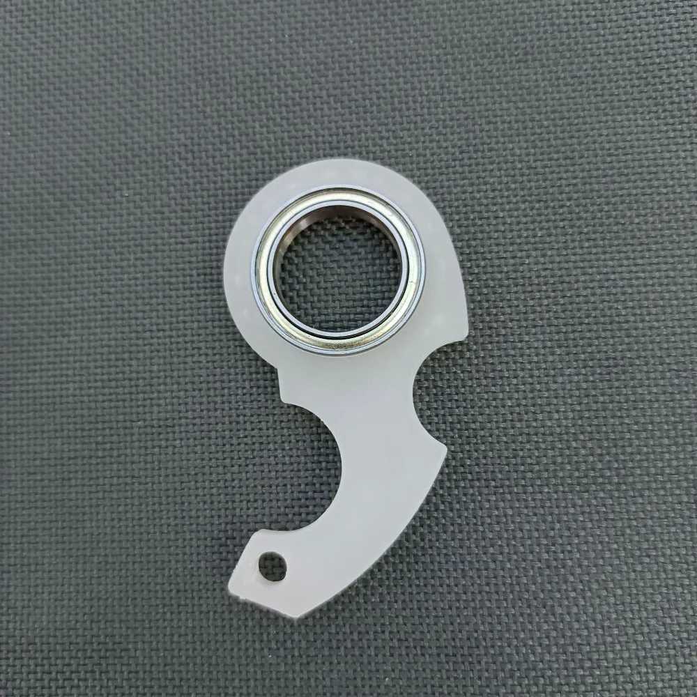 Chaços de chaves de chaves de chaves noctilucent fidget spinner alivie o tédio Trend tnding Ring Portable Creative Q240403