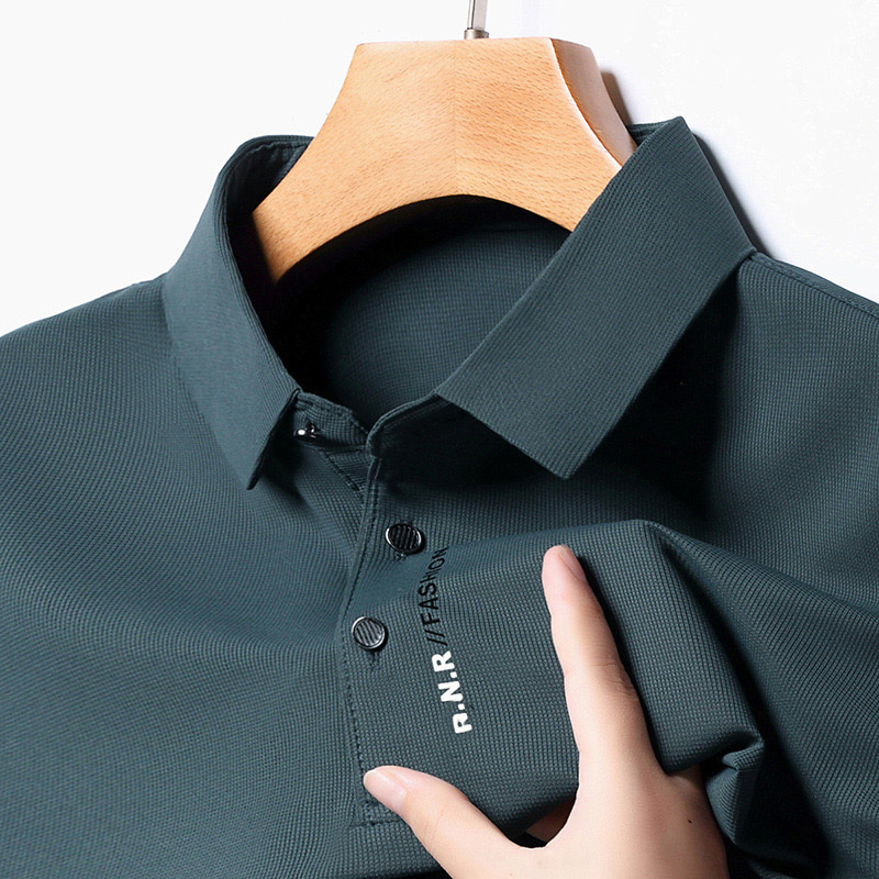 Wa Männer High-End-FFLE-Kurzärärt-T-Shirt 2023 Sommer Neues leichter Luxus-Eis Silkgeschäft Nahtloses Lupe Polo-Hemden Dünner Abschnitt