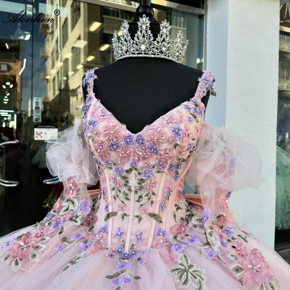 Прикрепляемые цветы принты v-образный выстрел платья Quinceanera Ball Gown Spaghetti Braps Рукава Рукава Квитанные платья