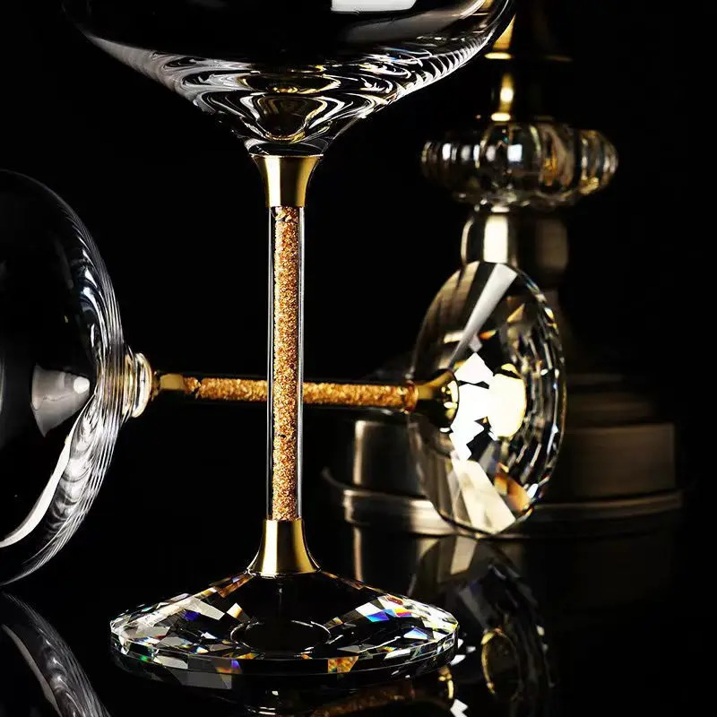 プレミアムゴールドフォイルクリスタルガラスワインシャンパングラスドリンクウイスキーカップワイングラスオリジナルカクテルセットカップ240408