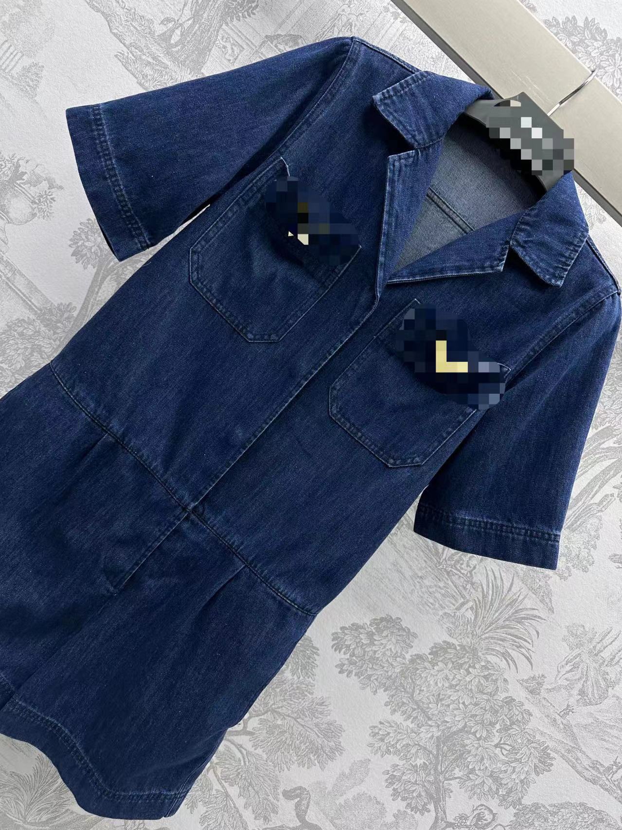 2024 KOSTENLOSER Versand Blau gerade losen Lappelhals Kurzärmele Damen -Jumpsuits Denim Jeans Runway Denim Damen -Jumpsuits 4088