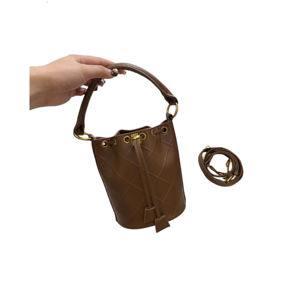 Bolsa feminina de designer de bolsas e bolsa de couro de inverno para mulheres novas modernas lingge pequeno crossbody versátil