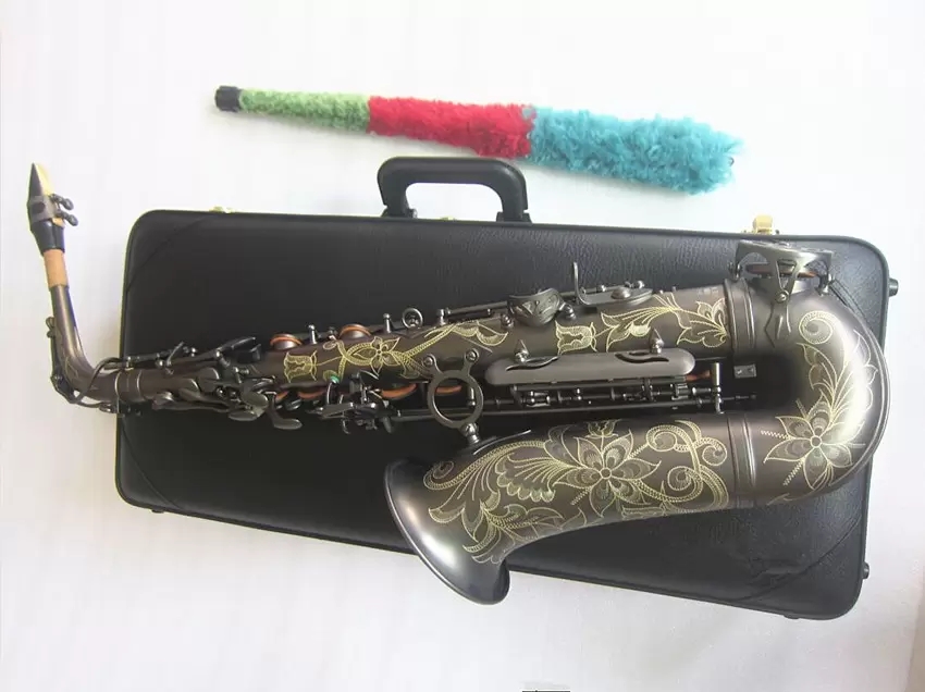 Neues Alt-Saxophon A-992 Black Matt Hochwertige Marke Saxophon E-Flat Professional Musical Instrument mit Fall