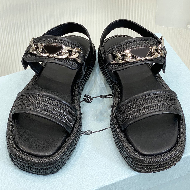 2024 Dernier printemps d'été tissu romain veau supérieur en cuir intérieur Inner Ultra Light Sandals de femmes de semelles épaisses Lafite Grass Woven Sandales Taille 35-41