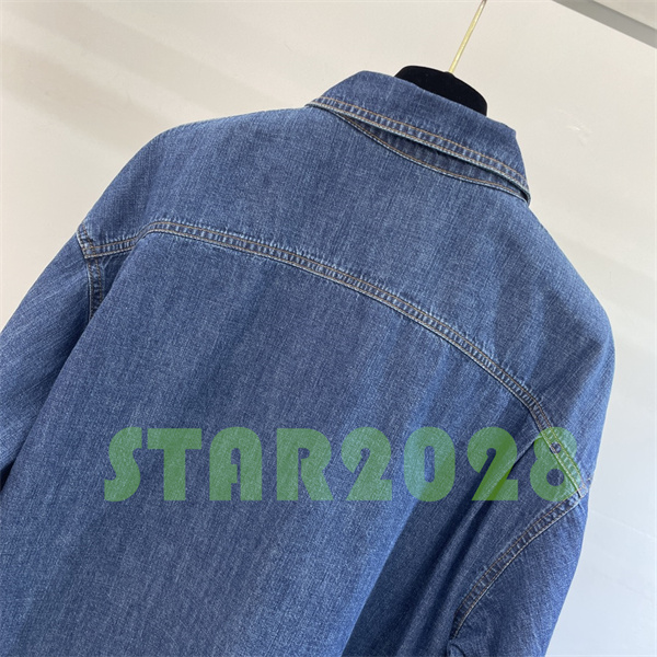 Giacche da camicia da camicia da oversize da donna di lussuosa camicia da camicia oversize camicetta blazer signora con lettere abbottonate maglietta maglietta jeans giacca in jeans derane