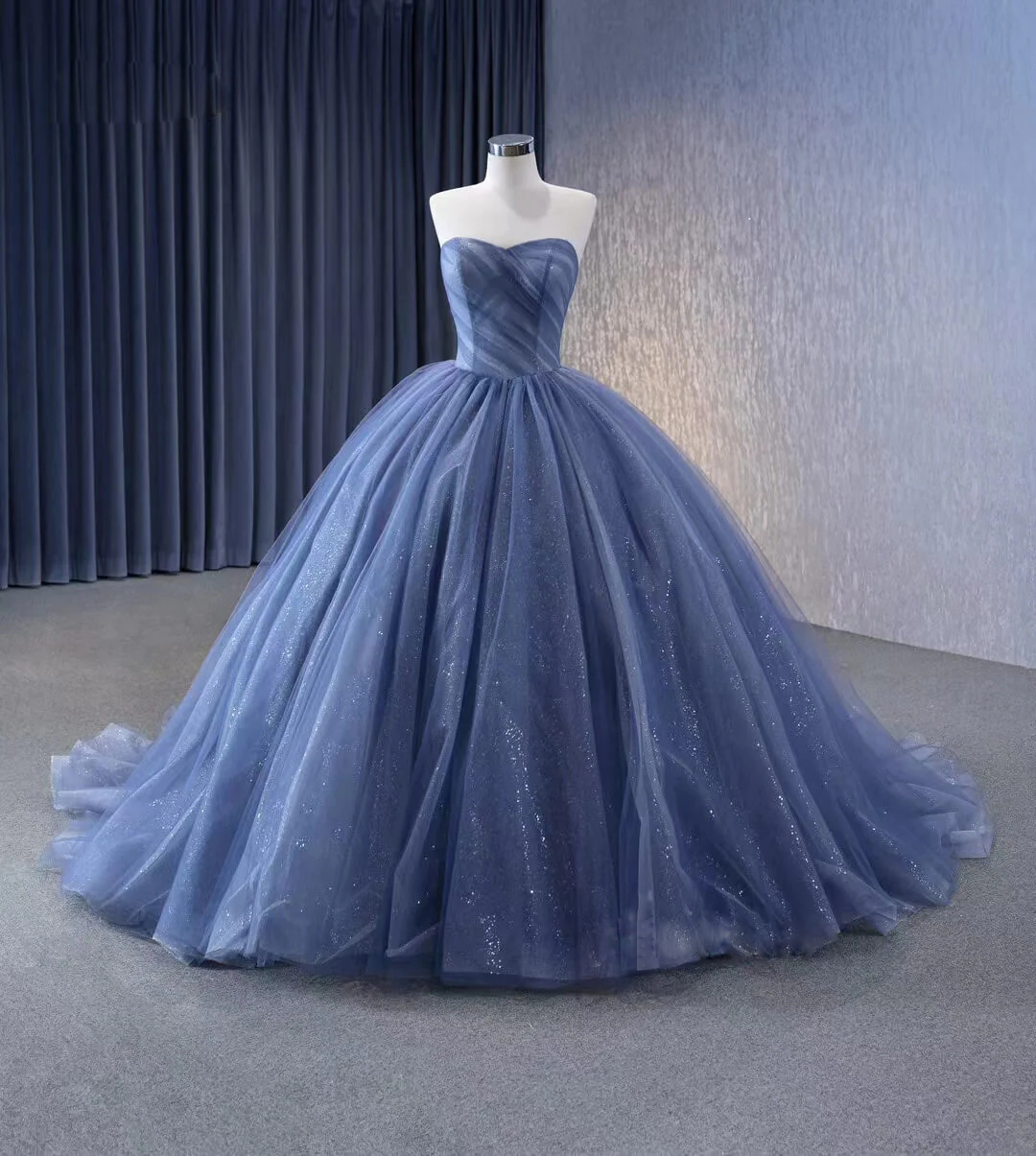 Dustige blauwe afneembare bloesem baljurk Quinceanera jurkt uit schouderstrapless plooien kweeps jurken prinses formele jurken 2024