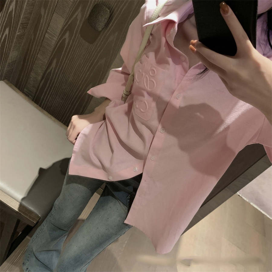 봄 디자이너 여성 블라우스 아름다운 셔츠 긴 소매 단순한 우아한 탑 느슨한 캐주얼 포켓 모노그램 엠보싱