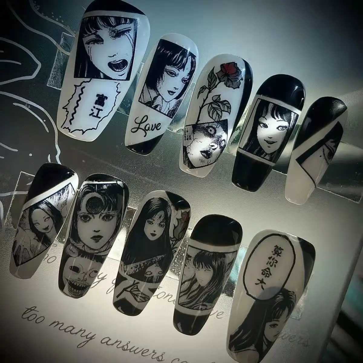 Guns Handmade Comic Kawakami Tomie False Nails Tips with Design Detachable Press on Nails Finished Nail Piece Sticker