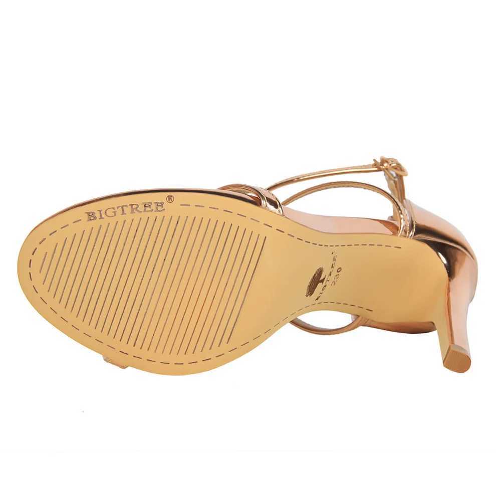 Klänningskor kvinnors fetisch 8 cm 11cm höga klackar sommar i mitten låg fot champagne guld sandaler romerska pumpar kvinnor gladiator smal h240409 cndy