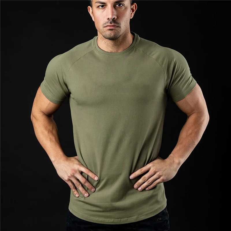 Herren lässig Shirts einfache T -Shirt Männer neue Mode -T -Shirts Sommer Baumwolle Kurzarm T -Shirt Fitness Mens Gymnastik Kleidung Casual Sports T -Shirts 240409