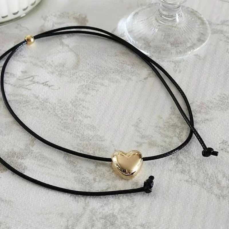 Colliers pendants Love Heart Pendant Collier Collier Black Collier Black Collier Bijoux Collier Collier de chaîne de chaîne