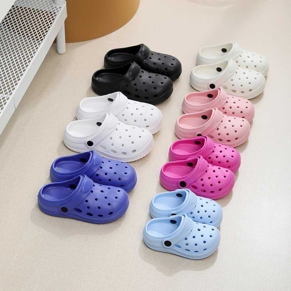 Slipper Fashion Arafroping Slippers Enfants Sandals Chaussures Summer Summer Outdoor Tlides Soft Sole Garden Chaussures Sandales infirmières en intérieur 240408