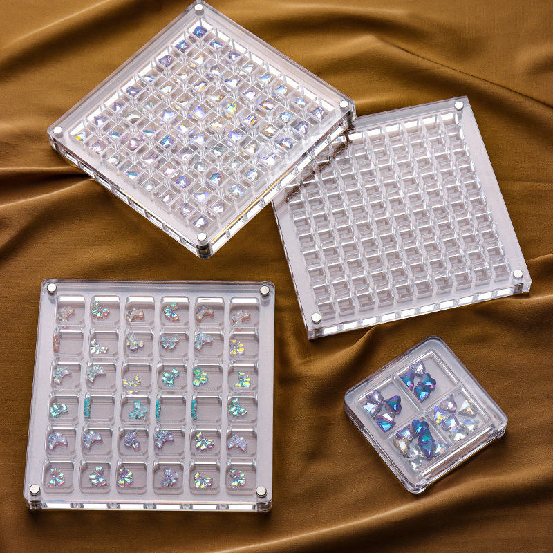 네일 아트 그리드 아크릴 드릴 박스 투명한 장식품 저장 상자 마그넷 뚜껑을 쌓을 수 있습니다.