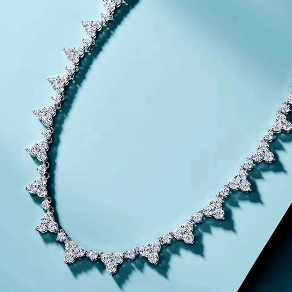 Anhänger Halsketten Huang Yu 100% 925 rein Silberlabor Saphir Saphir Hochkohlendiamant Edelstein Dreieck Halskette Engagement Exquisiter Schmuck