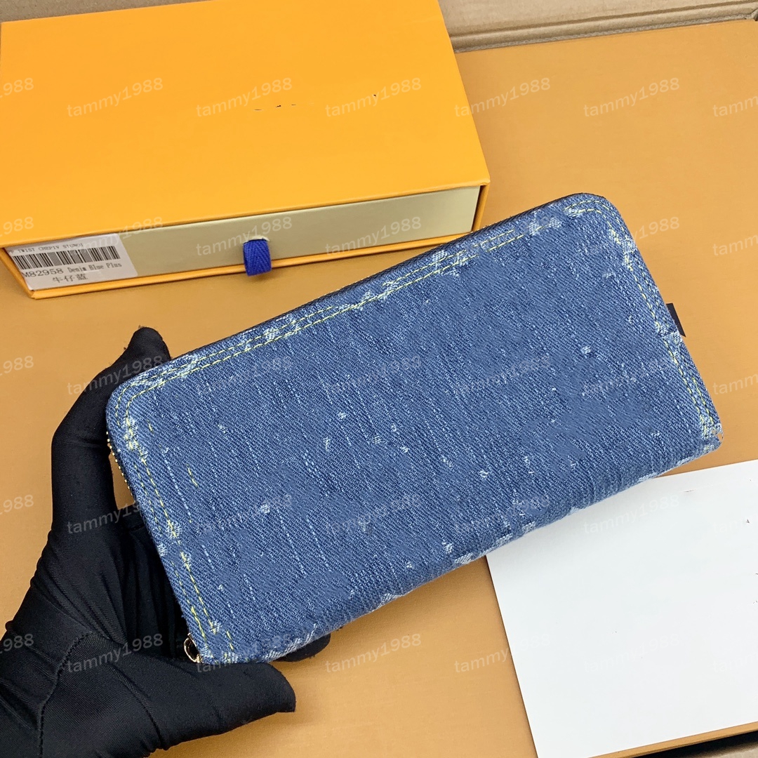 2023 New Jacquard Denim Zippy Wallet LL10A Mirror High Quality Card Bag Designer Coin Key Wallet Exquisite Packaging M82958 long wallet