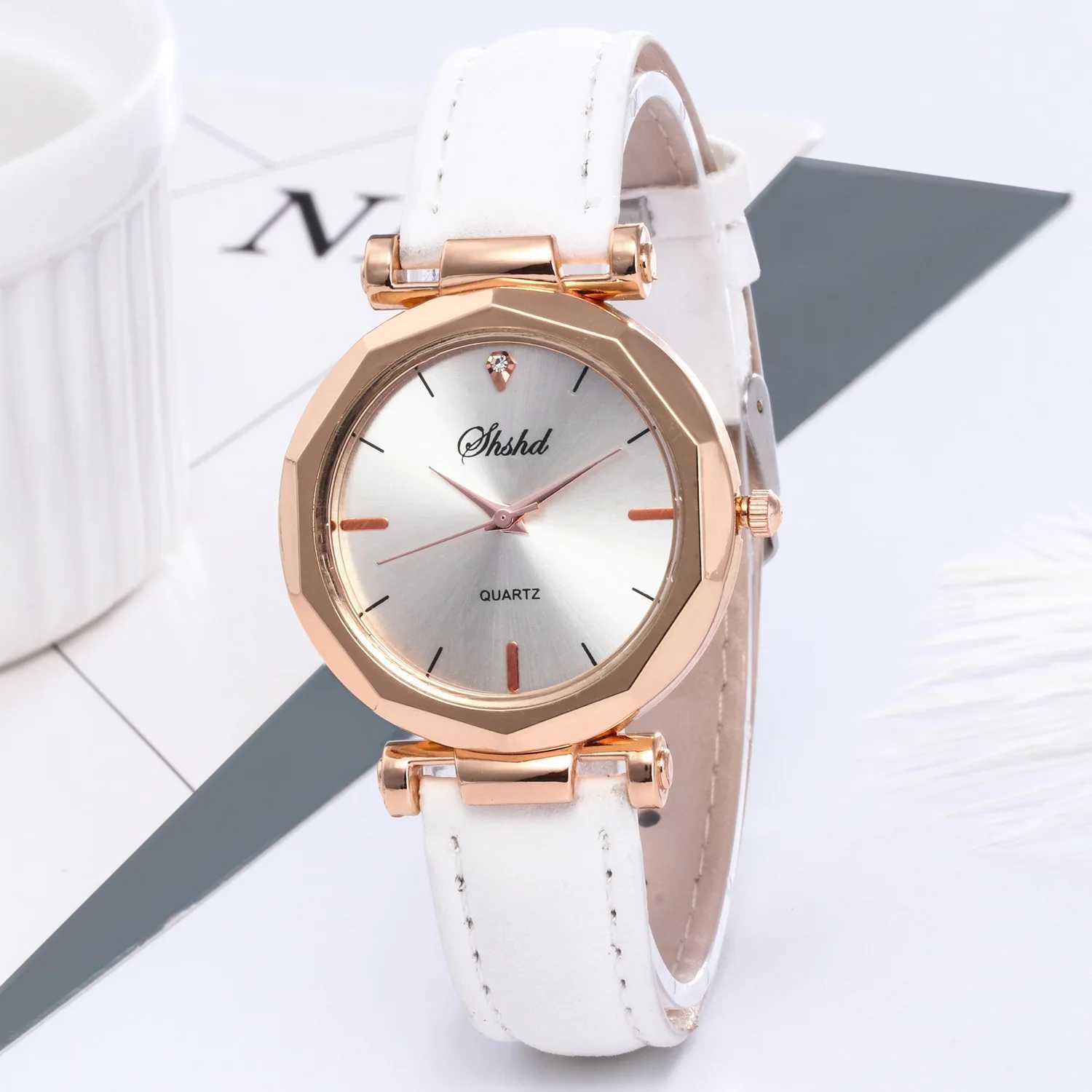 Kvinnors klockor 2023 Fashion Women Watches Luxury Rhinestone Watch Ladies Armband Quartz Wrist Watch Reloj Mujer Watch for Women Zegarek Damski 240409