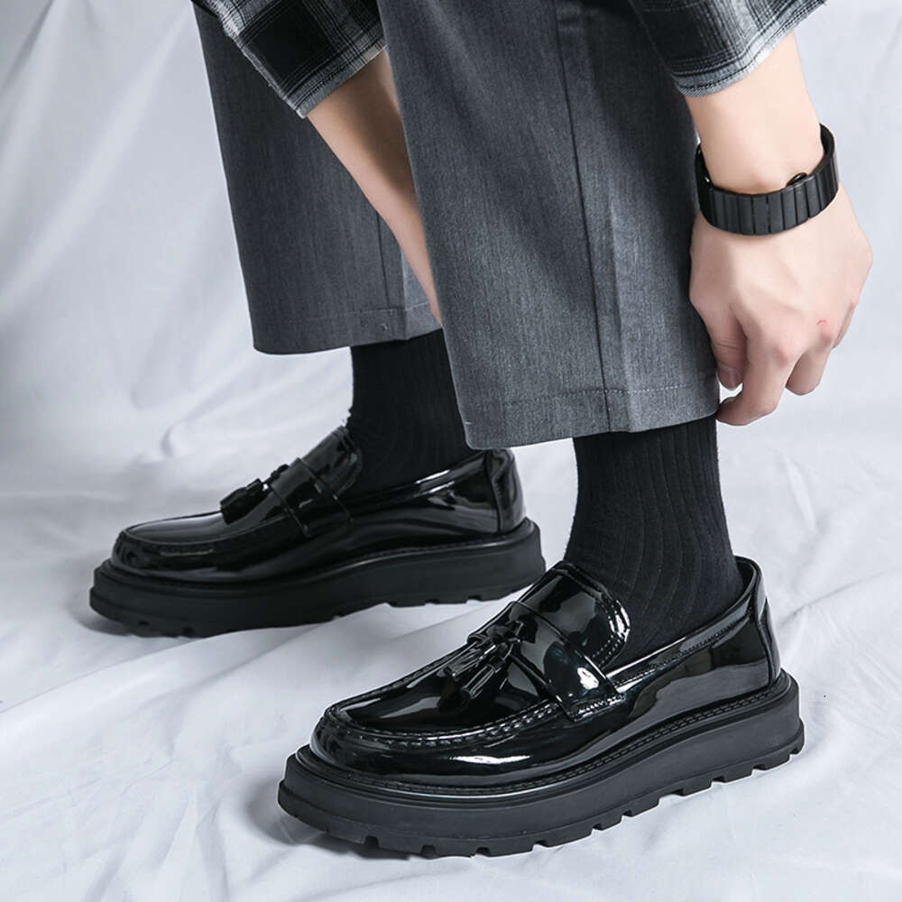 Fashion épais Bottom Men's Business Business Patent Le cuir en cuir Slip-On Tassel Bureau d'étudiant Boads Chaussures Black Kerae
