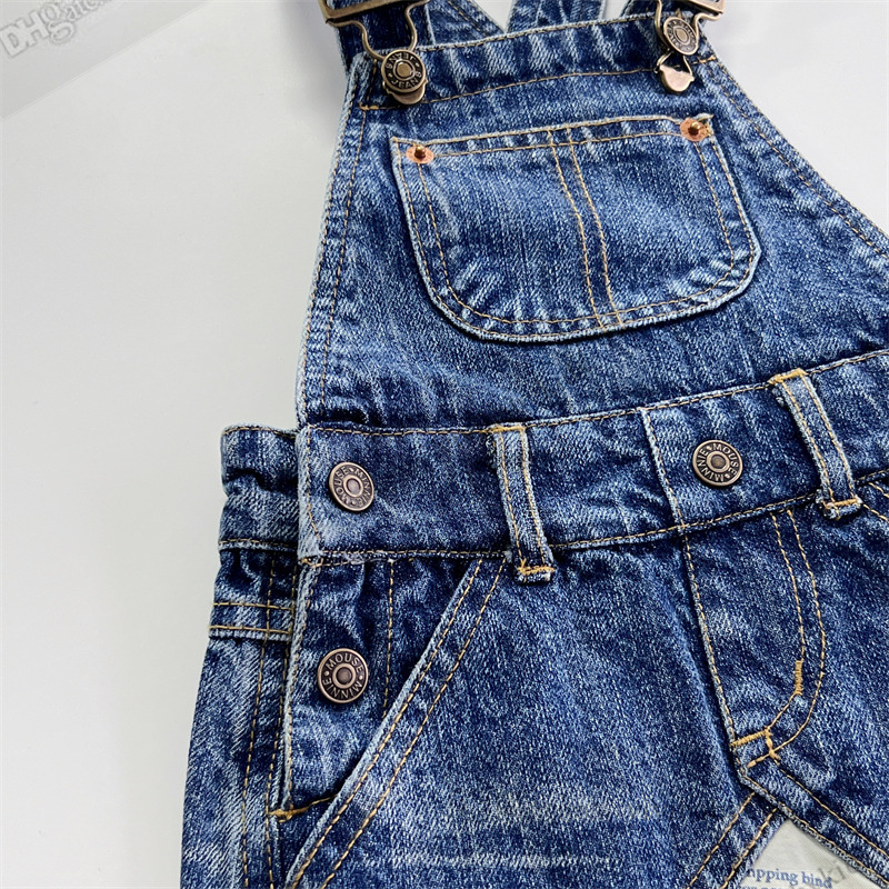 DD Style Girls Denim Suspender robe Kids Splicing Letter Imprimé Cordired Robe 2024 Fashion Enfants Casual Clothing Z7600