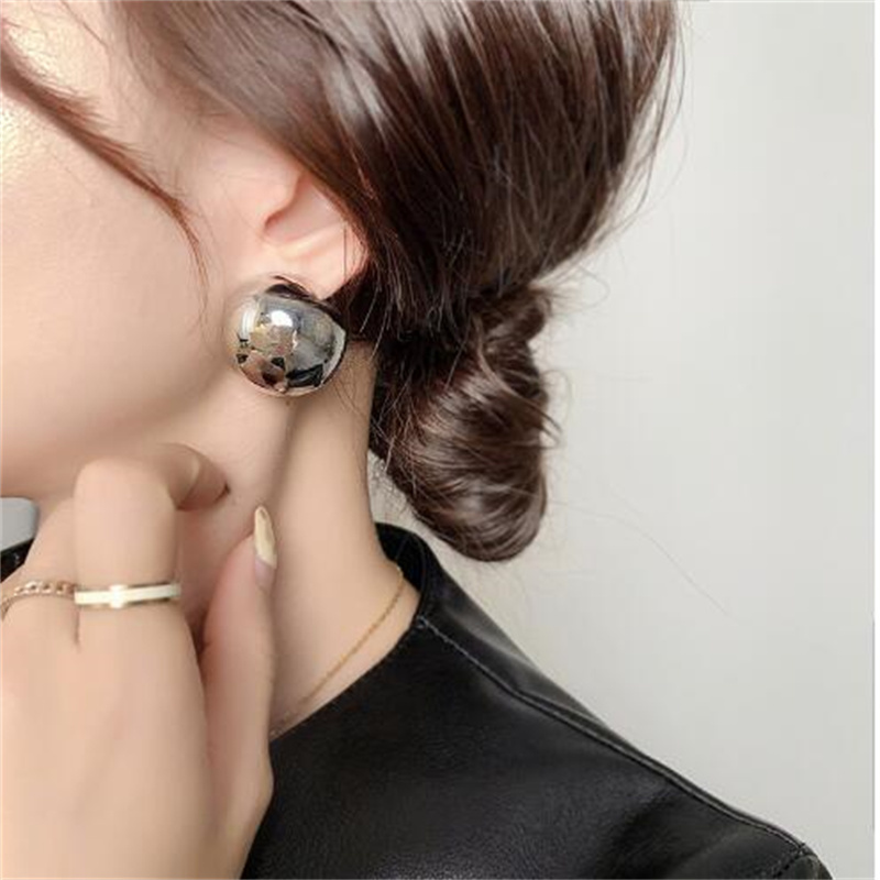 French Retro High gloss Round Ball Earrings Fashion Metal Women's Party Wedding Jewelry AB114