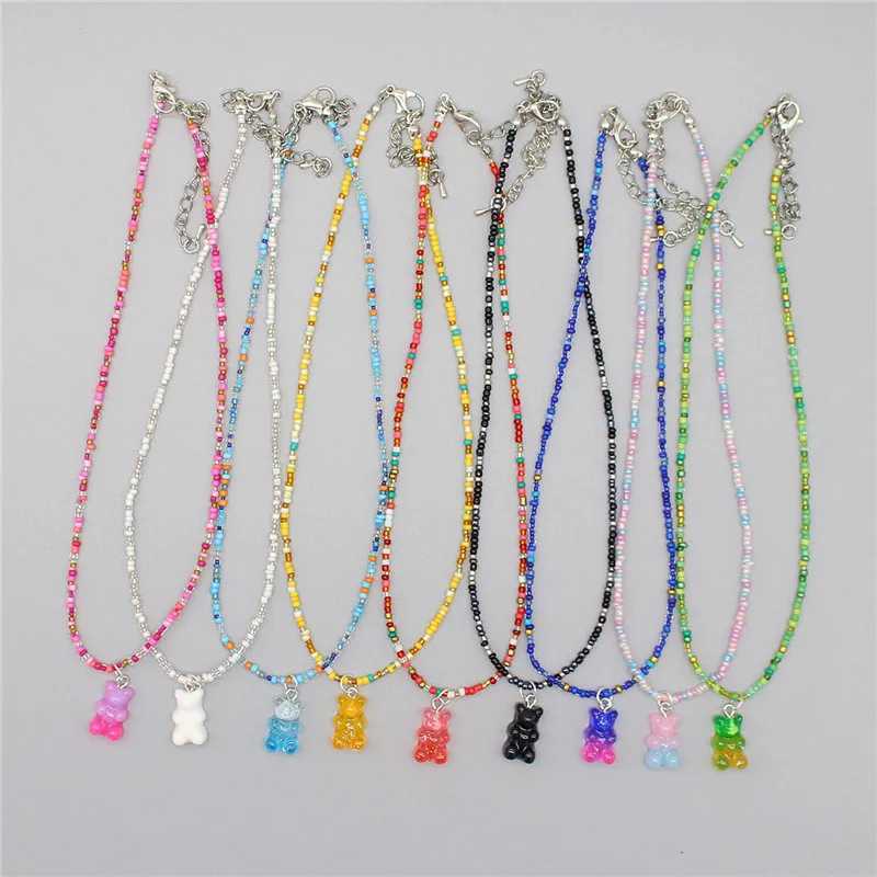 Pendant Necklaces New Bohemian Korean Lover Colorful Gum Bear Pendant Necklace Resin Multi Color Rice Bead Necklace Womens GiftQ