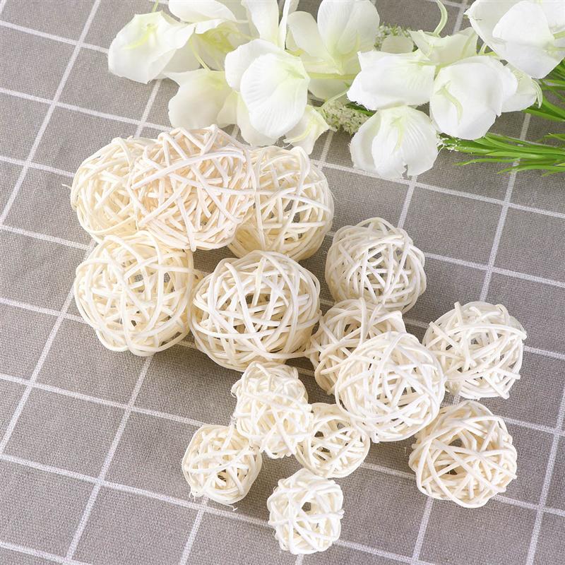 Vente chaude 3cm multicolore Ball Rattan Noël / anniversaire / maison / mariage décorations de fête bricolage Ornements de rotin