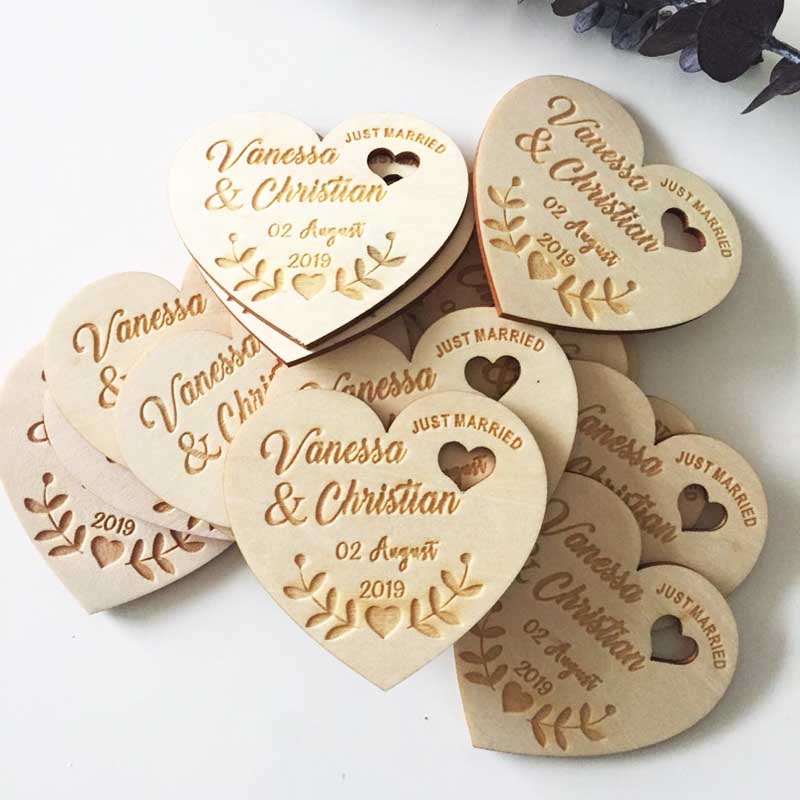 Cuore laser matrimoni personalizzato salvo i magneti della data, legno personalizzato Rustic salva la data, i regali di bomboniera della festa