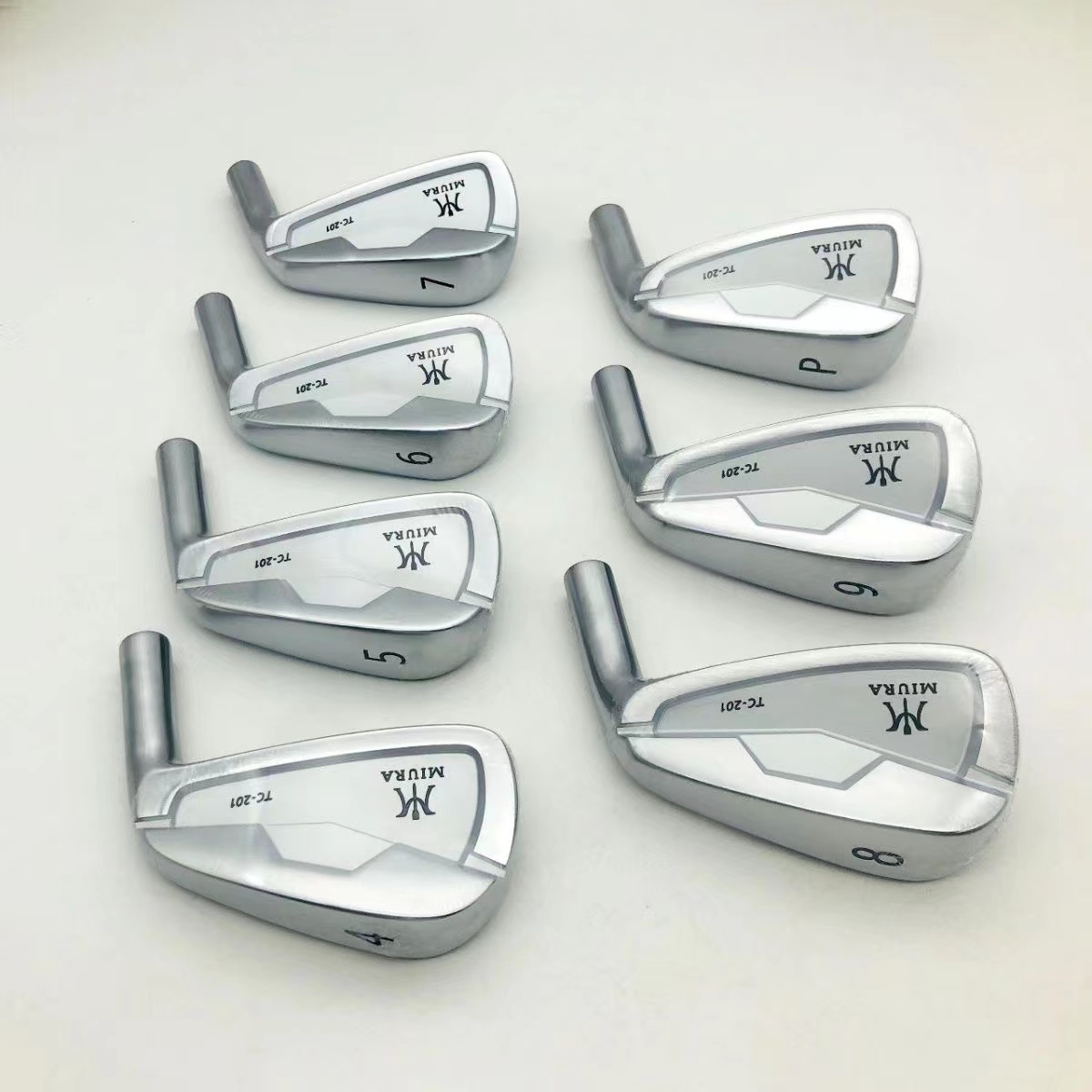 Golf Club Forged TC-201Golf-Eisen Set 4-P Silberfarbe mit Stahl/Graphitwelle mit Kopfdeckern