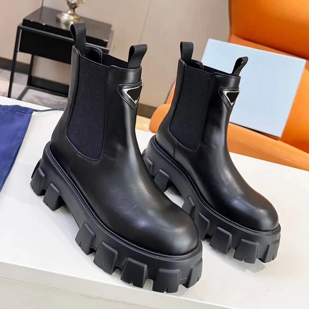 Designer gepolijst leer Martin Motorfietslaarzen Monolith Loafers Dress Shoe Chelsea Enkle Boots Full Grain Leather Platform Women Outdoor Boots Designer Dames