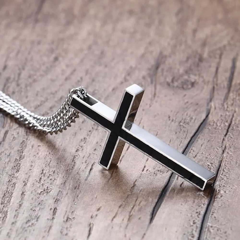 Pendant Necklaces Korean Fashion Mens Jewelry Cross Pendant Stainless Steel Necklace Chain Mens Retro Designer Punk Party Hip Hop JewelryQ