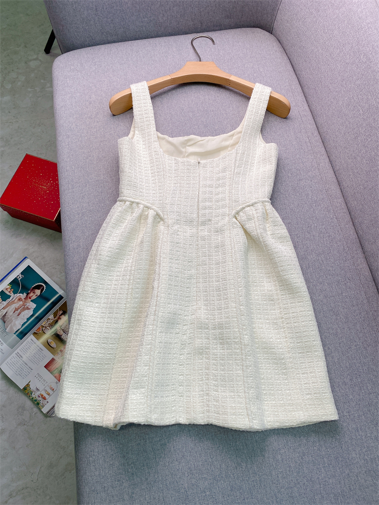Lente zomer ivoor vaste kleur pile tweed jurk korte mouw schep halslijn knopen met één borsten casual jurken w4A090401