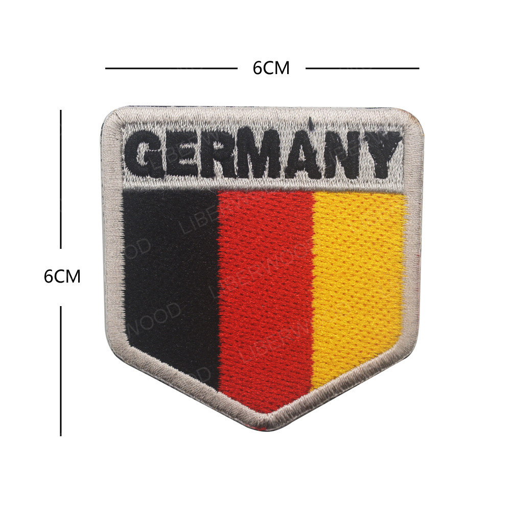 ドイツの旗刺繍ミリタリーパッチの紋章ドイツのイーグル戦術パッチショルダーアップリケフックループ付き