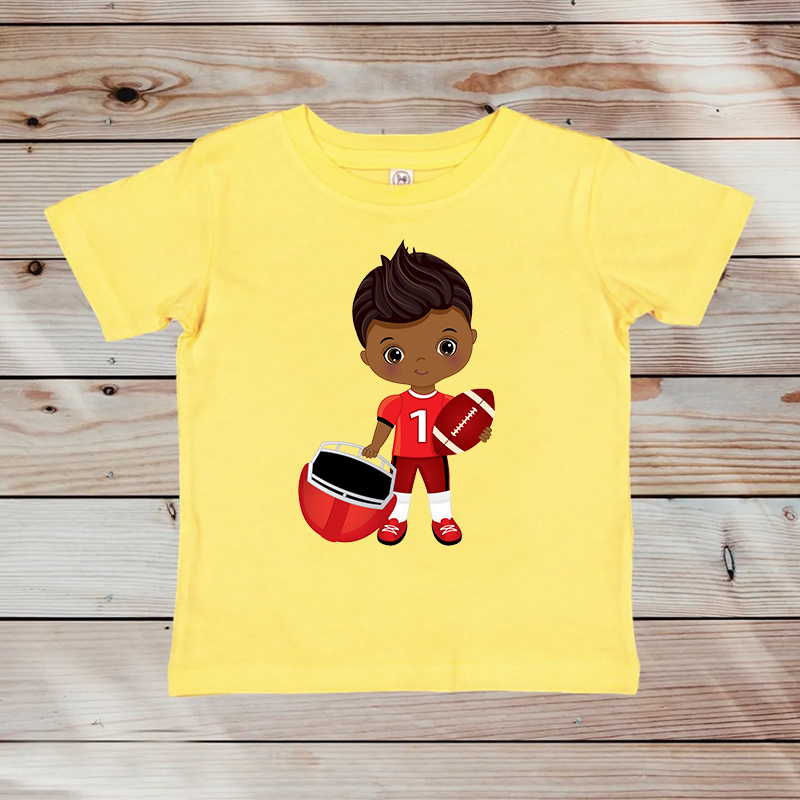 Süßer kleiner schwarzer Junge spielt amerikanisches Fußball-Shirt Kawaii schwarze Jungen T-Shirt Girls T-Shirt Kurzarm T-Shirt T-Shirt Top