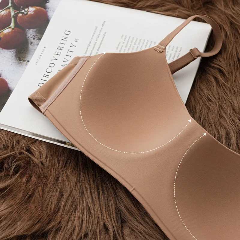 Bras Womens One Piece Seamless Bras Thin Gather Underwear No Steel Rings Bra Soft Comfortable Breathable Underwear Sexy Intimates 240410