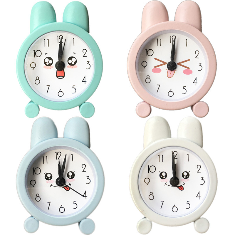 Creative Cute Mini Metal Metal Pequeno Clock eletrônico Relógio pequeno Clock Table Relógio Manhã Despertador Retro Portátil Bell Desk