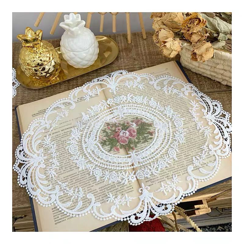 Dinning Table Cover Retro Embroidered Table Cloth Elegant Round Lace Tablecloth Coffee Coasters Napkin Party Wedding Decoration