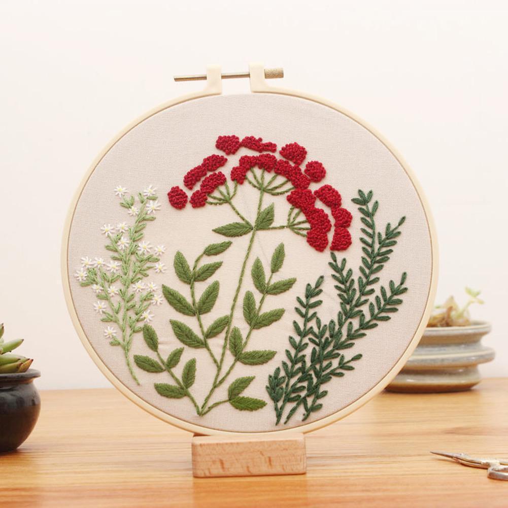 Embroidery Kit for Beginners, DIY Needlepoint Kits with Embroidery Clothes with Floral Pattern, Embroidery Hoops