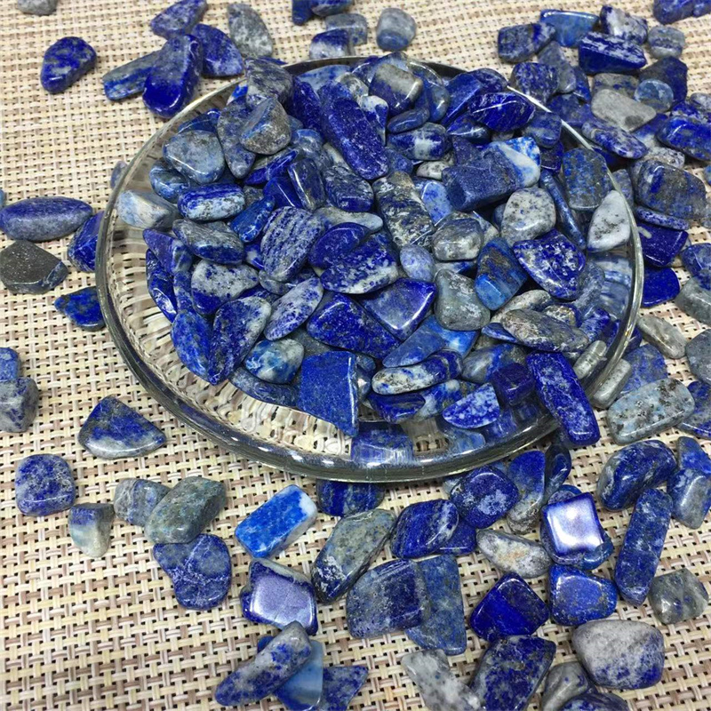 Chips de cristal de cuarzo natural la lazuli cayeron piedras que curan la decoración de las piedras preciosas reiki
