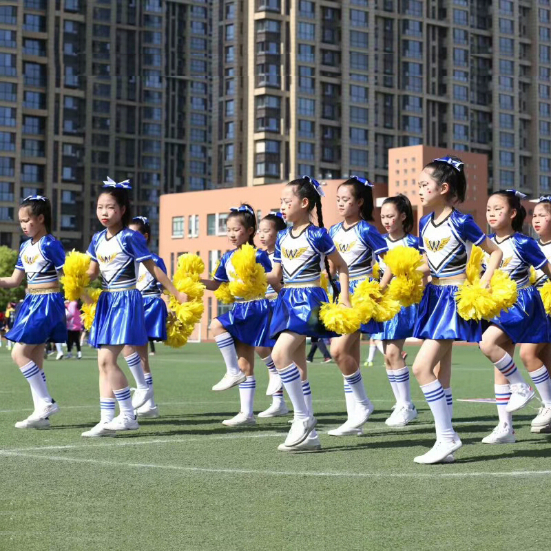 Shinny cheerleader