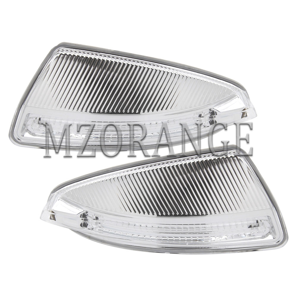 LATE LATERIA TRASEIRA LIGHT SINAL SINAL DE Turn para Mercedes-Benz W204 W164 ML300 ML500 ML550 ML320 A dasa traseira da asa da porta Lâmpada de espelho de vista traseira