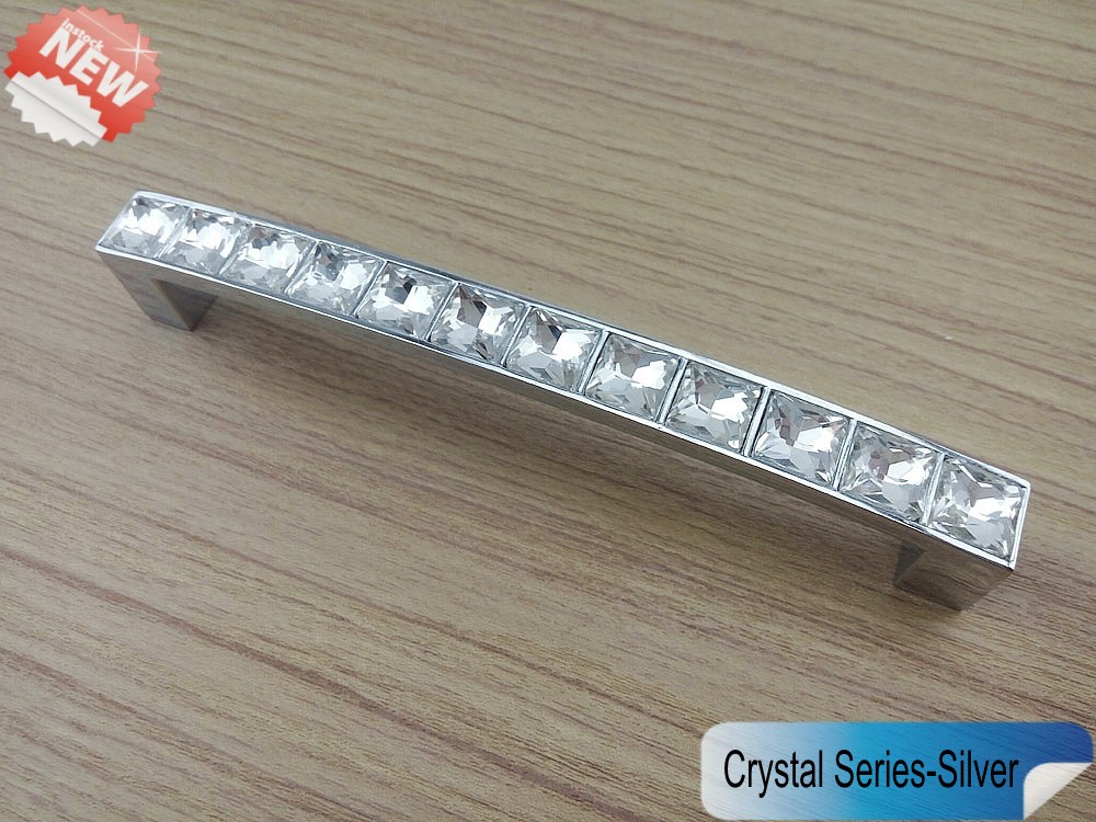 Super Shiny Real Crystal Glass 3D Diamond Handle Furniture Door Drawer Knobs Garderob Köksskåp Skåp för drar