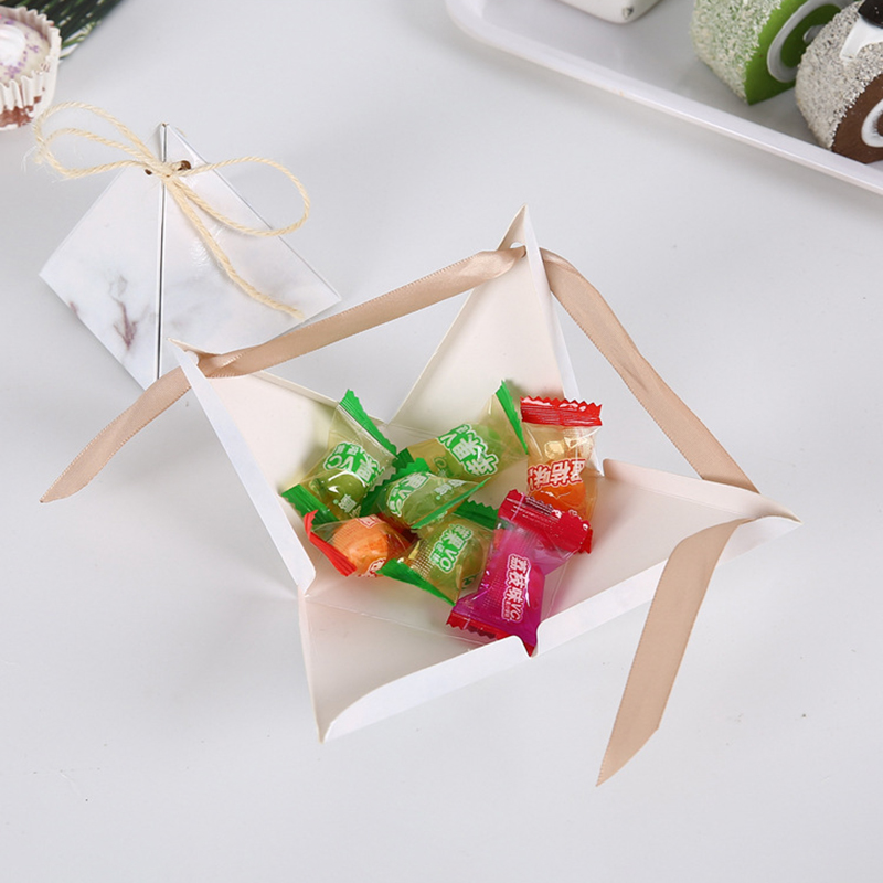 50/Triangle Marbling Candy Gift Box DIY Kraft Paper Valentine Chocolate Boxes Packaging New Year Wedding Decoration