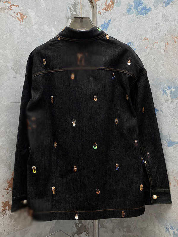 Erkek Ceketler Tasarımcı 24 Stil Erken Bahar Yeni Mektup Portre Nakış Jacquard Denim Gömlek Sıradan Moda Erkek ve Kadın Ceket IP4X