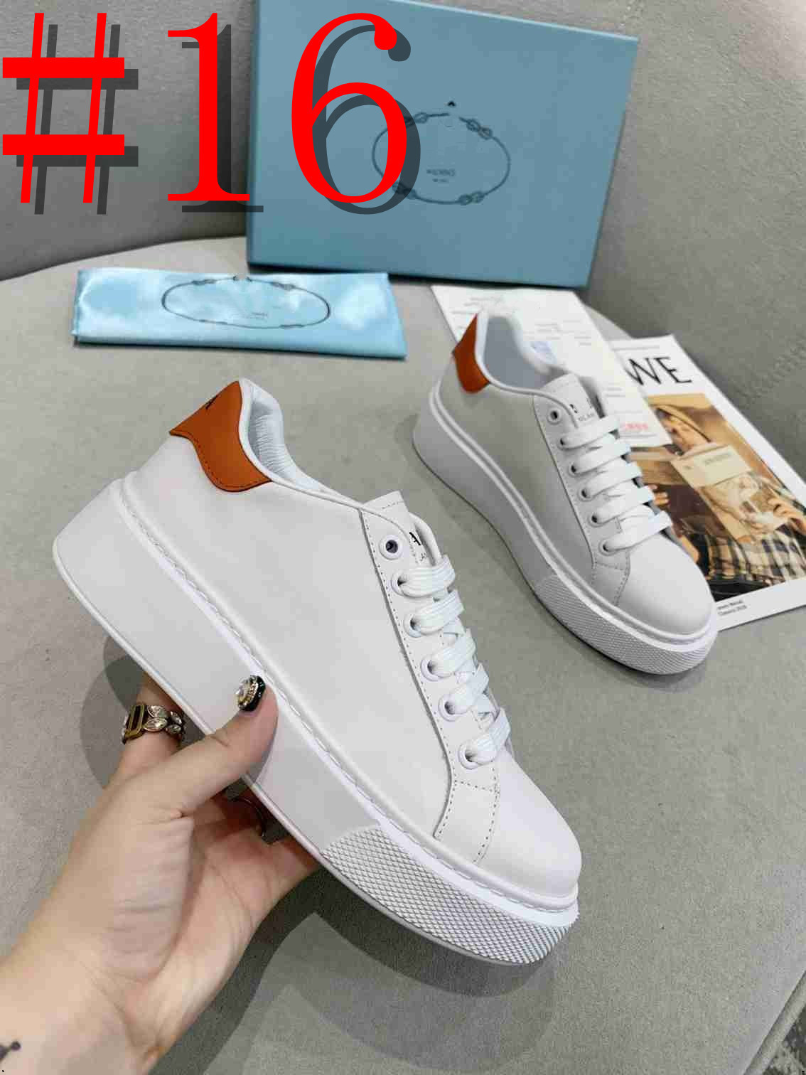 2024 Chaussures décontractées Femmes Chaussures Designer Travel en cuir Lacet-up Sneaker Fashion Lady Flat Running Lentres LETTERS FEMME PLATSORATION DES CHAPE