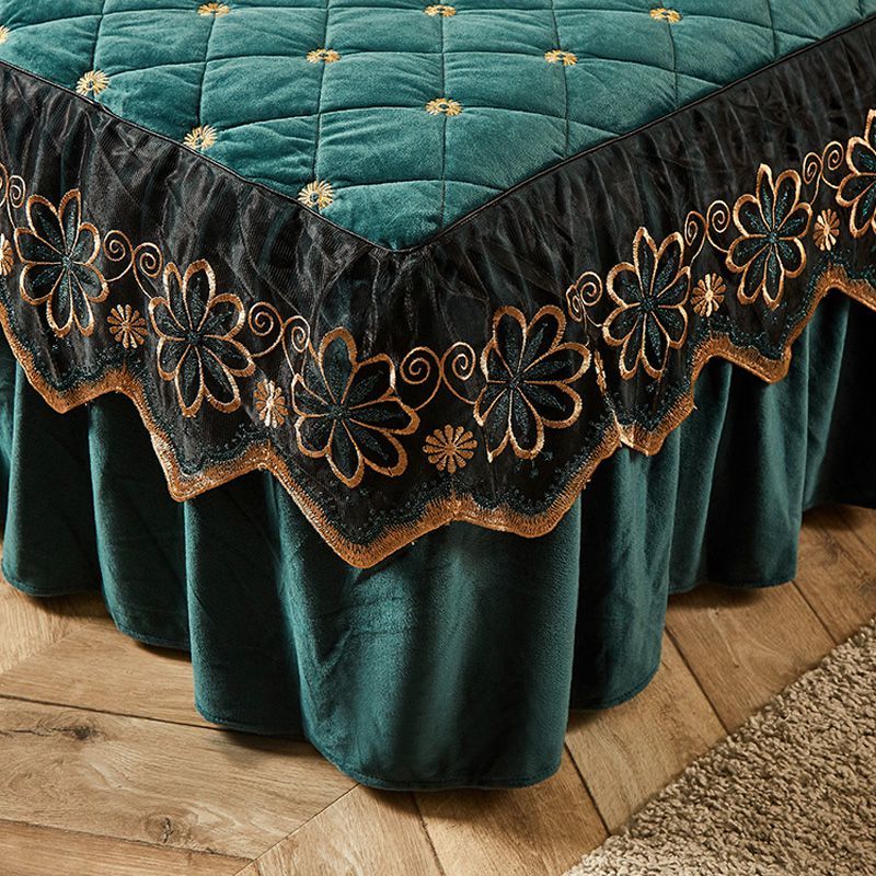 Luksusowe zagęszczone aksamitne pikowane łóżko haftowane łóżka miękkie miękkie pluszowe king rozmiar