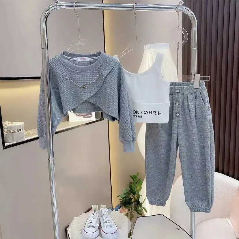 T-shirt Spring Autumn NABINE BASCHE PERRITÀ PERCHE PERCHIRCA CROP+SUDE PANGLE+TOE ALPABET TOE SET SET BAMBINI SUDIE SULLA TRACCHE BAMBINO OTGGIO 1-12 YRS 240410