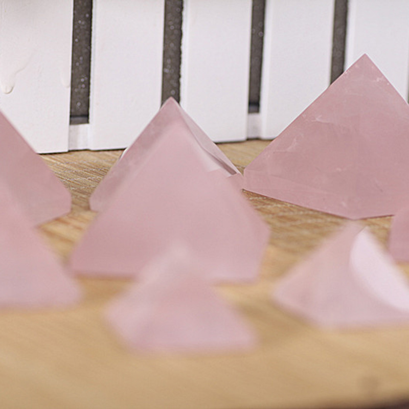 1pc 20-40mm Natural Rose Quartz Pyramid Stone Crystal Feng Shui Healing Specimens