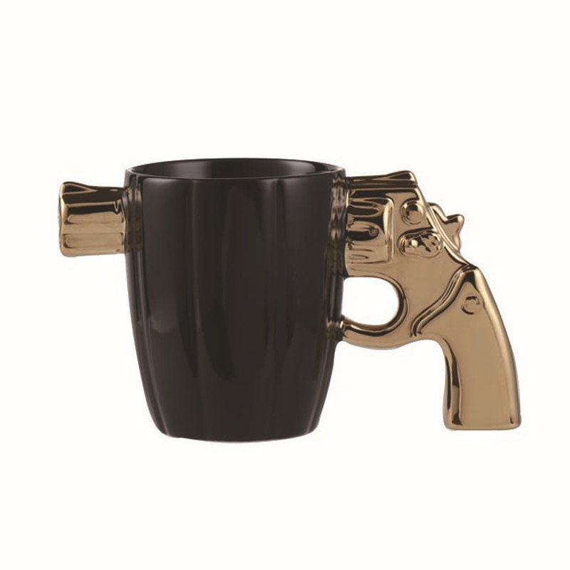 Nieuwe keramische mok Revolver Cup Persoonlijkheid Coffee Cup Boys Day Cadeadrankjes Gepersonaliseerde koffiekopje 3d -vormig glazuurbeker